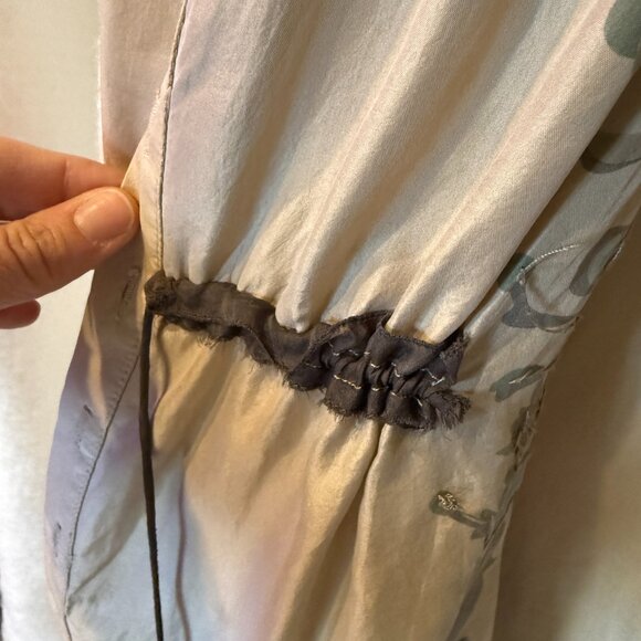 Da-Nang Silk Boho Top - Picture 9 of 10